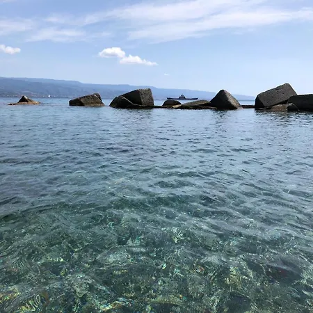Paradiso Vista Mare Retreat